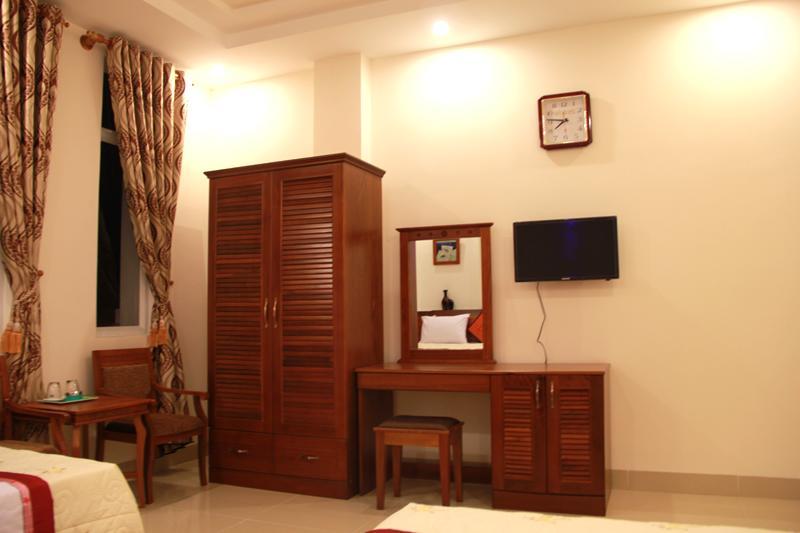 Tuyet Van Hotel Da Nang Buitenkant foto